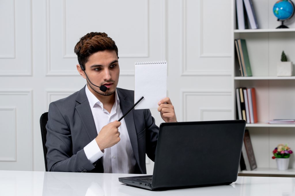 خدمات مكاتب تأسيس الشركات في السعودية: دليلك لاختيار الأفضل 9 خدمات مكاتب تأسيس الشركات في السعودية