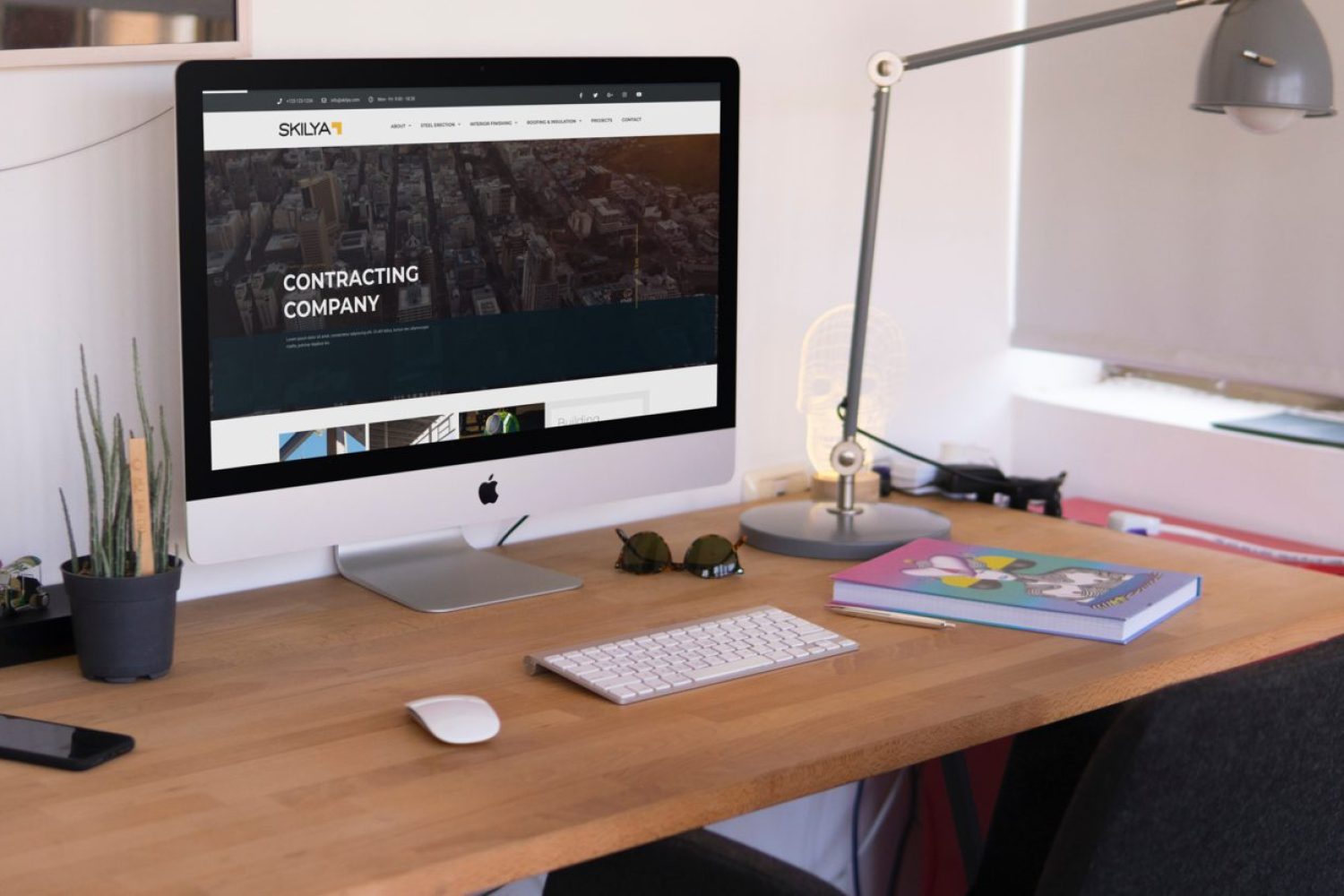 iMac in home office